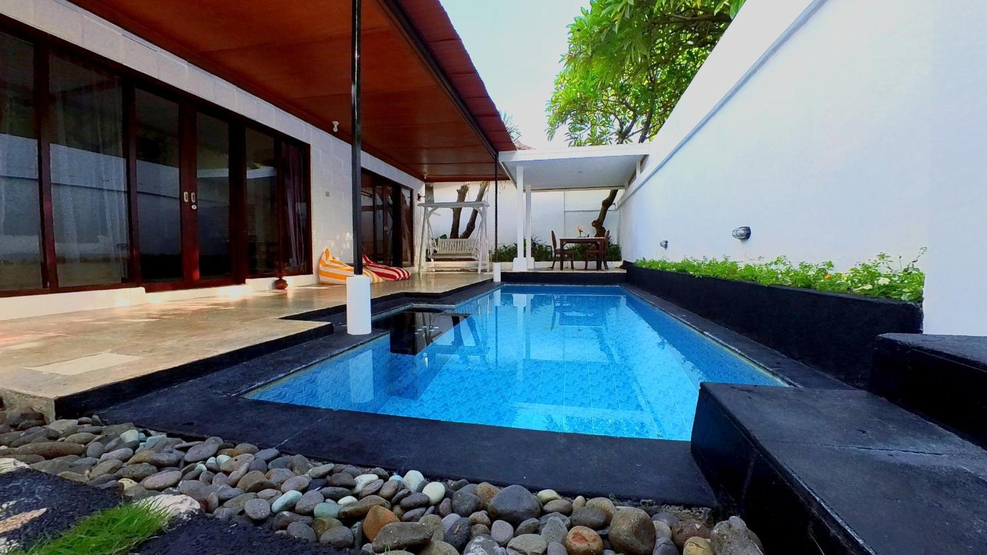 One Bedroom Private Villa Kuta スミニャック エクステリア 写真