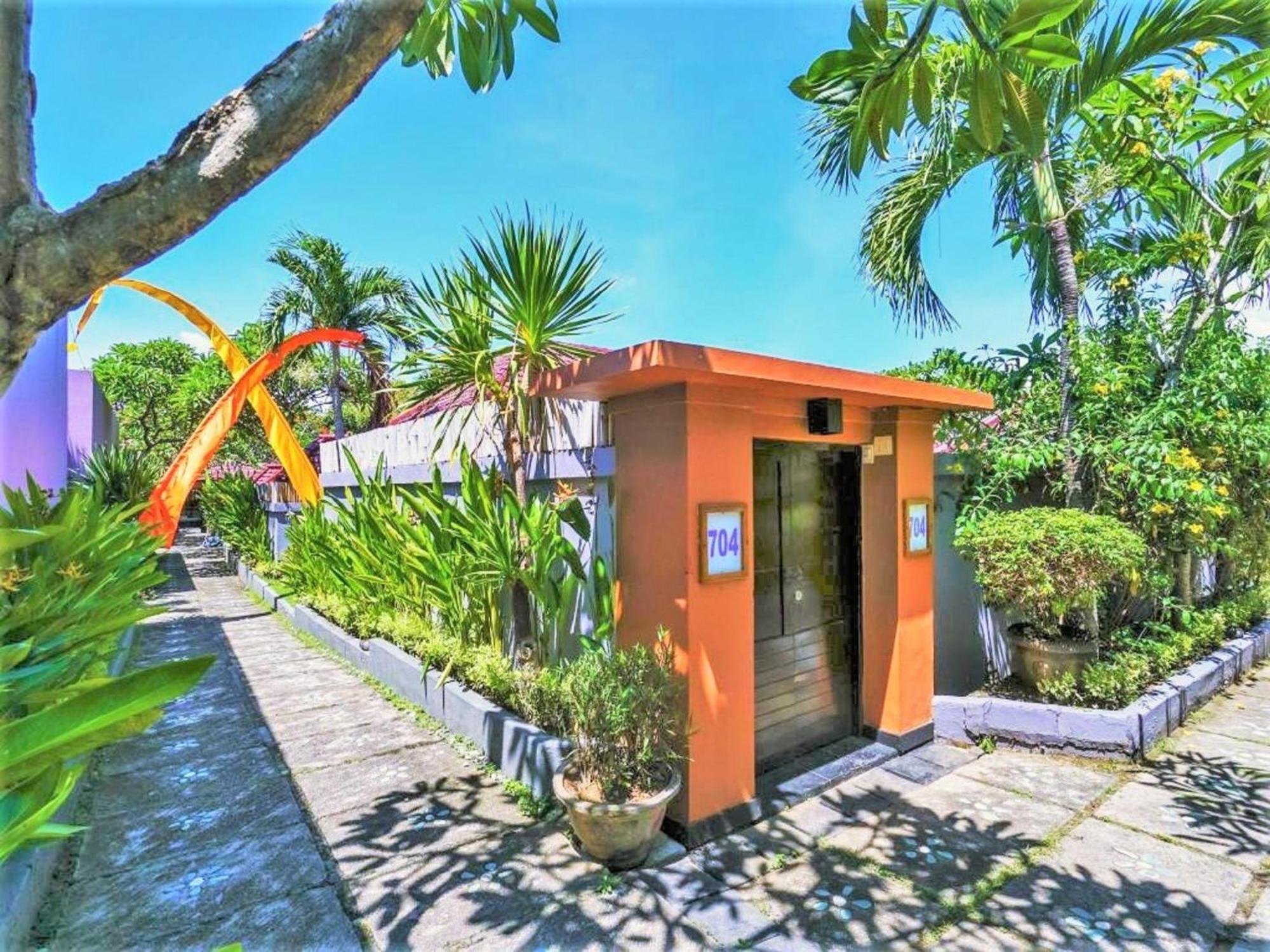 One Bedroom Private Villa Kuta スミニャック エクステリア 写真