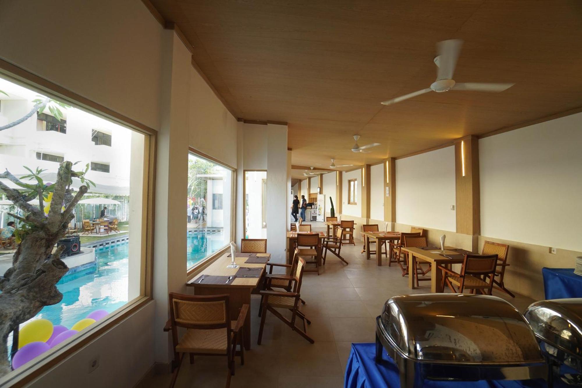 One Bedroom Private Villa Kuta スミニャック エクステリア 写真