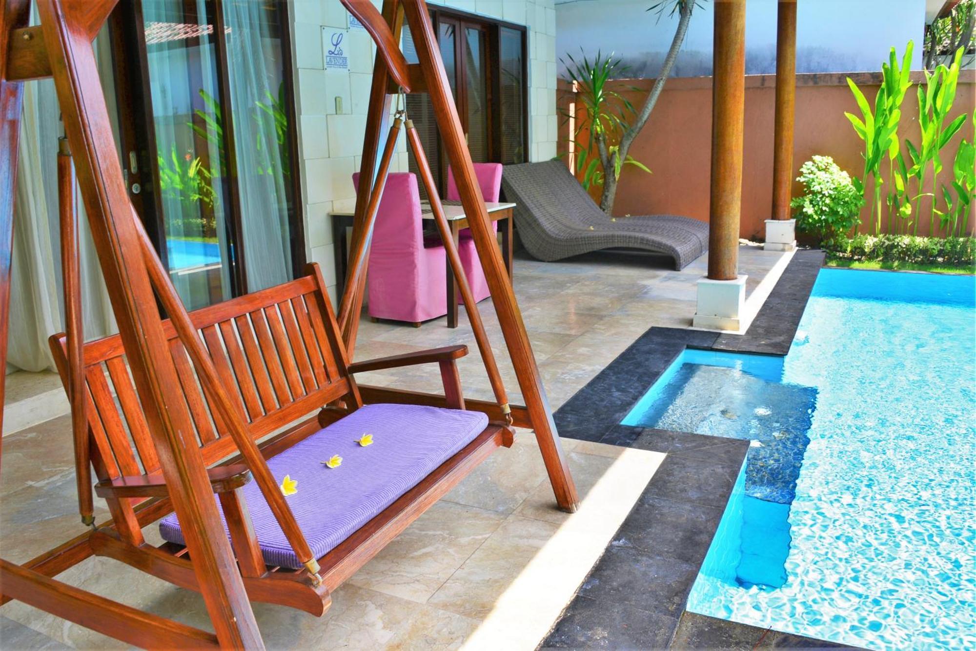 One Bedroom Private Villa Kuta スミニャック エクステリア 写真